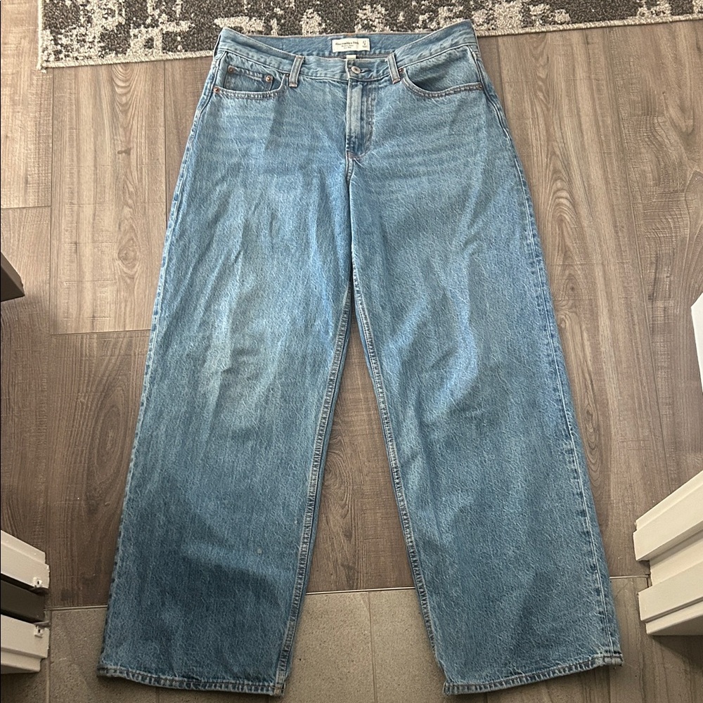 Mom Jeans